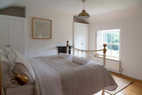 Charlestown Cottage, Woodburner, Gardens & Parking Екстериор снимка