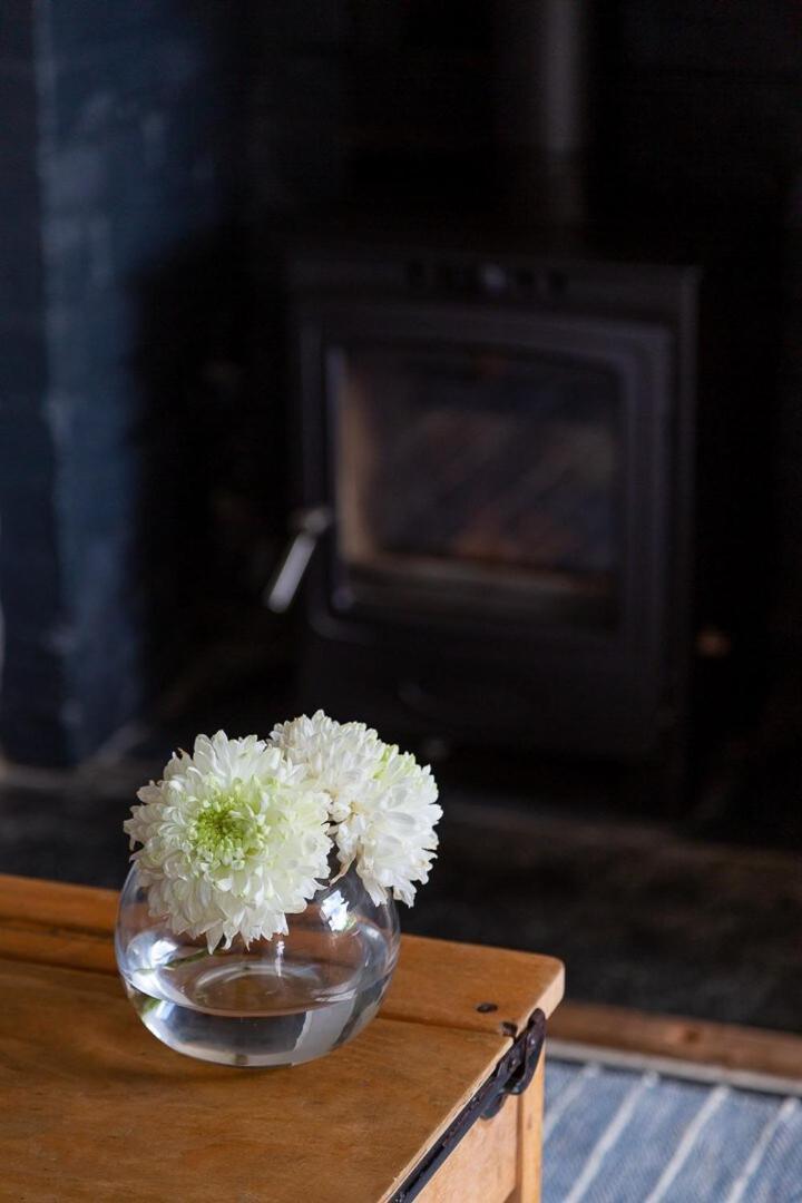Charlestown Cottage, Woodburner, Gardens & Parking Екстериор снимка